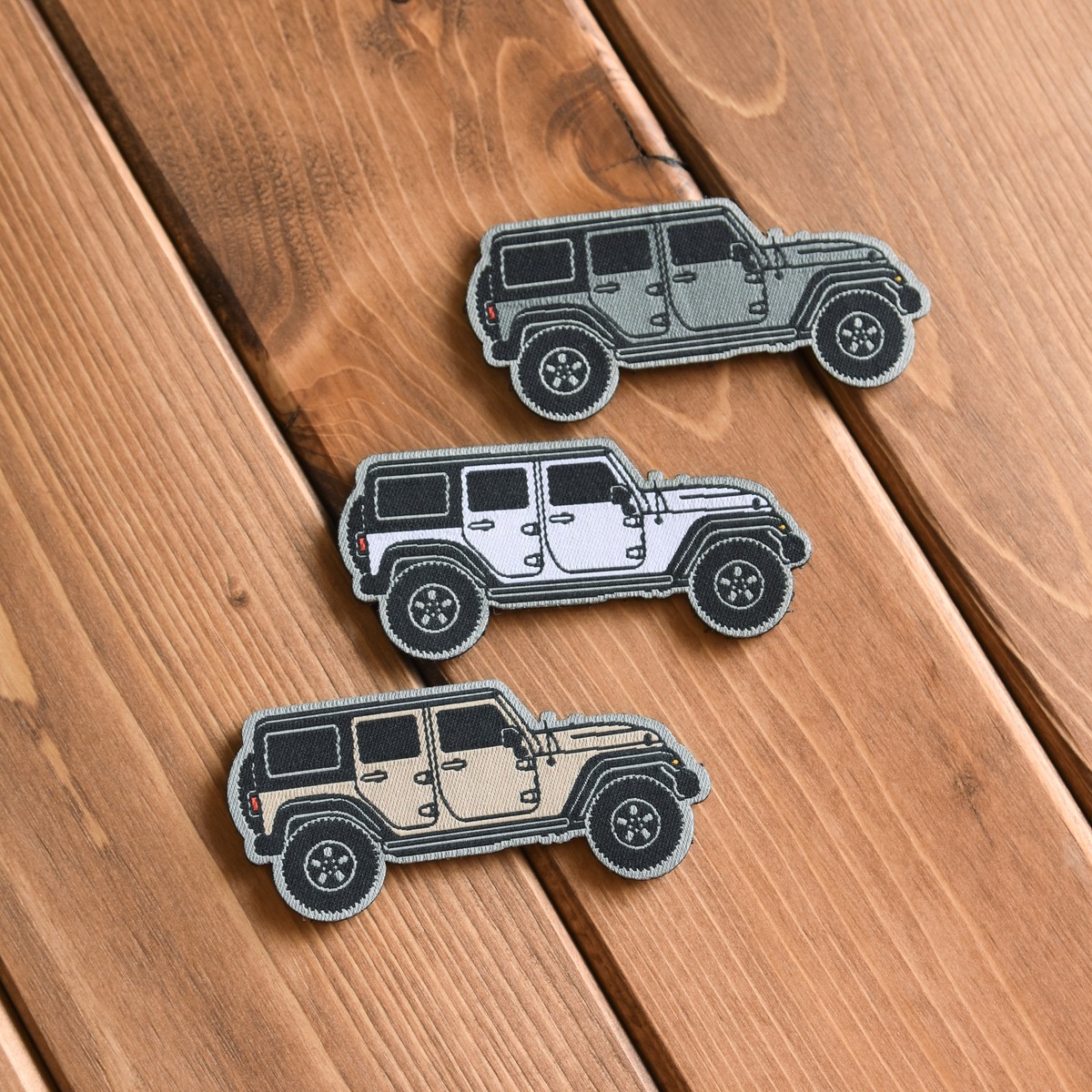 Jeep Wrangler Rubicon 刺繍ワッペン Patch Mottage アートな車中泊グッズ カーキャンプ用品の専門店