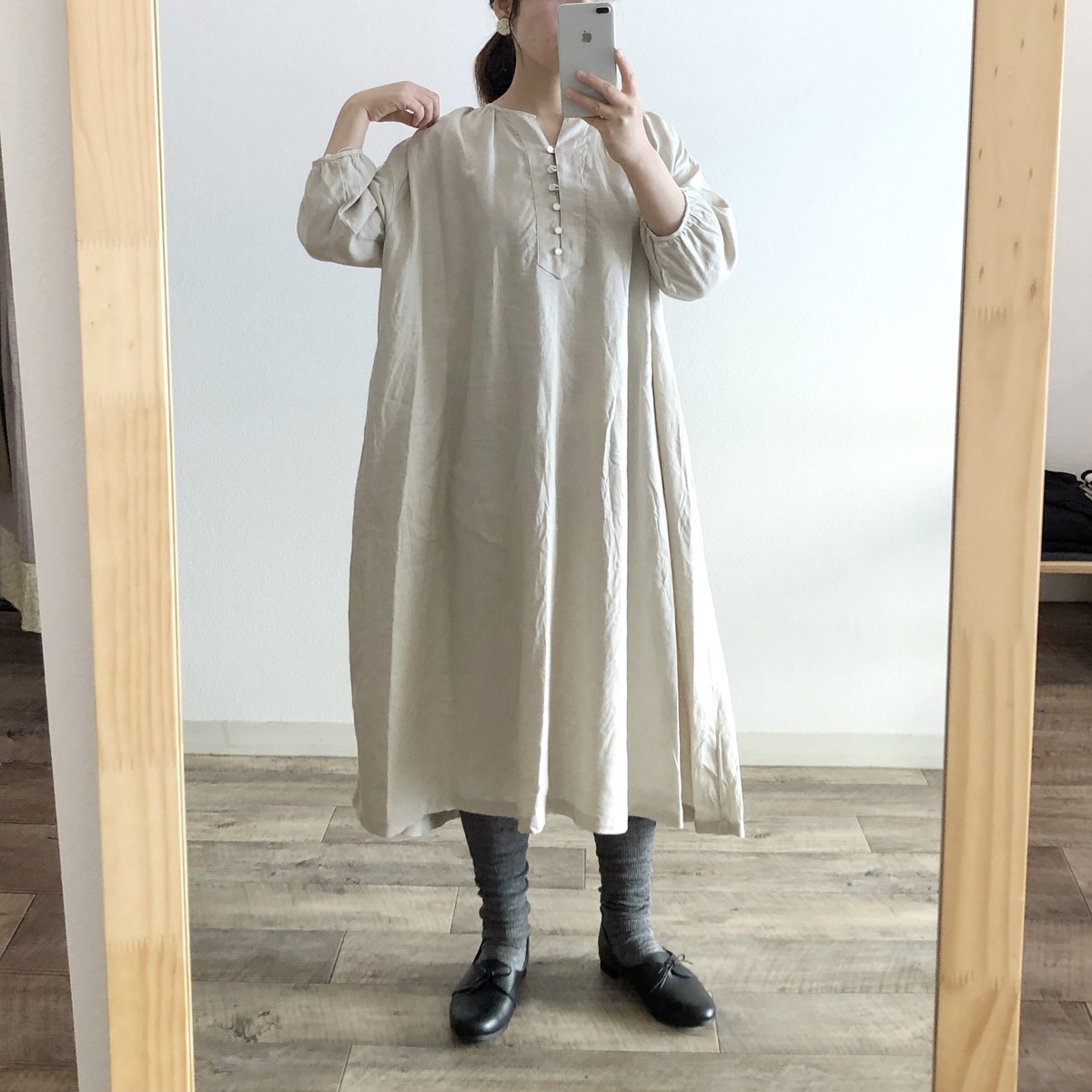 Ina フレンチリネンギャザーワンピース ナチュラル Inside Her Head