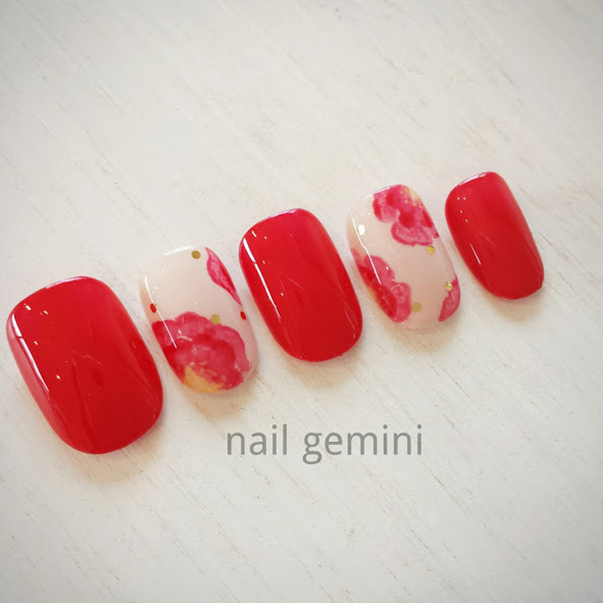 さざんか Aka 和装 新年のネイルに ネイルチップのオーダー販売 ネイルショップ ジェミニ