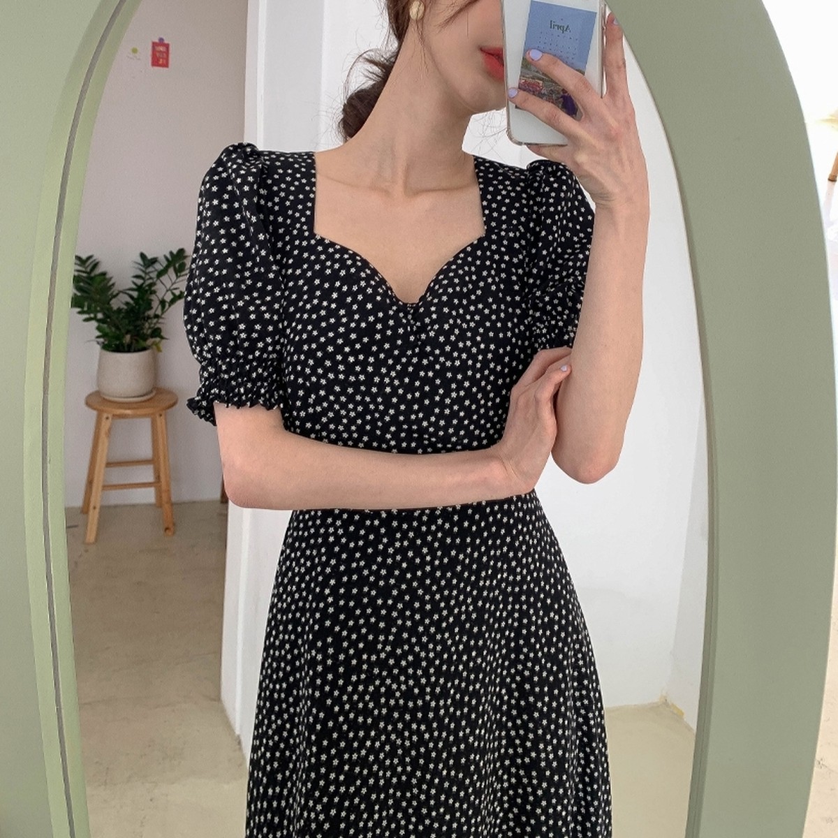 小花柄パフスリーブワンピース 764 Mimirie