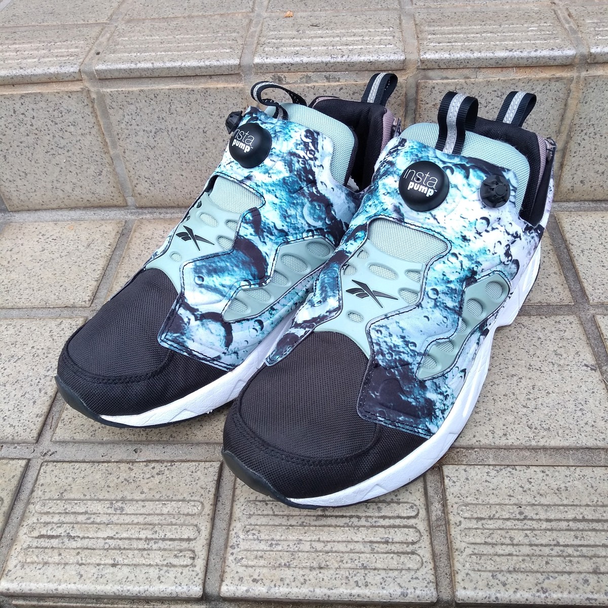 16年製 美品 リーボックreebok ポンプフューリー Insta Pump Road Sg 月 クレーター スニーカー V 27 5 定価 古着屋rainbowfield Since 06