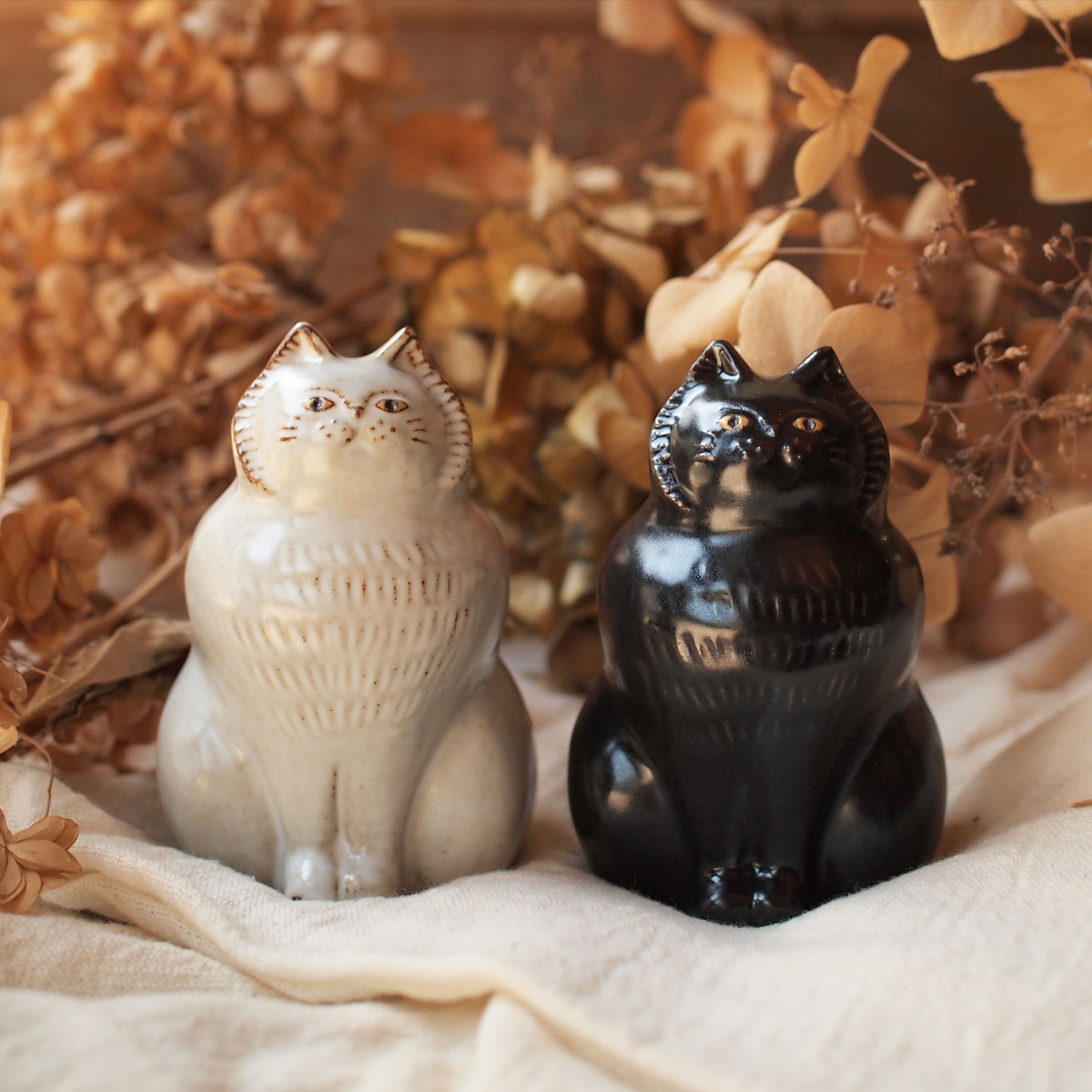 Sen 京千 Twin Cats ネコのオブジェ 波佐見焼 Robin Aso