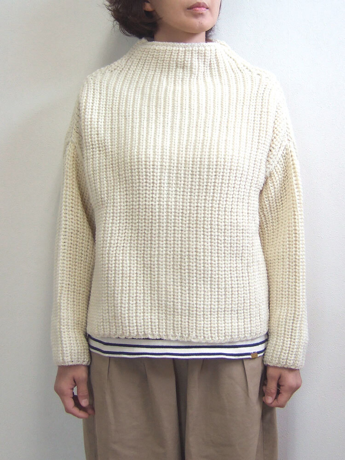 Kerry Woollen Mills/HC Bottle Neck.PureAran[for women] | FLOSSY 