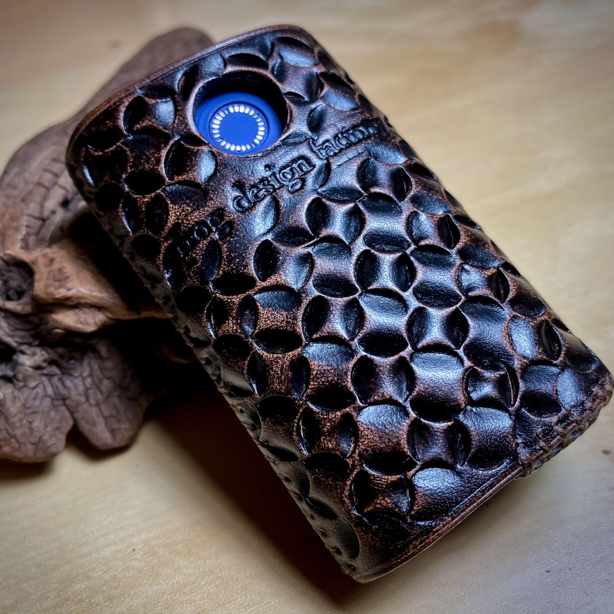 Glo Hyper Glo Hyper Plus 本革製ケース Under Cut Basket Gh06 Frogdesignfactory