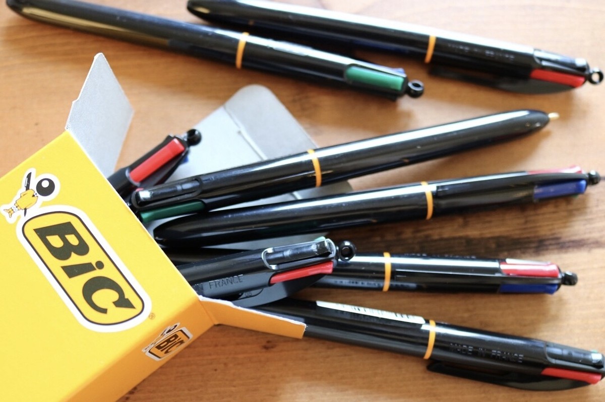 Bic 4色ボールペンpro 1 0 Zakka So La