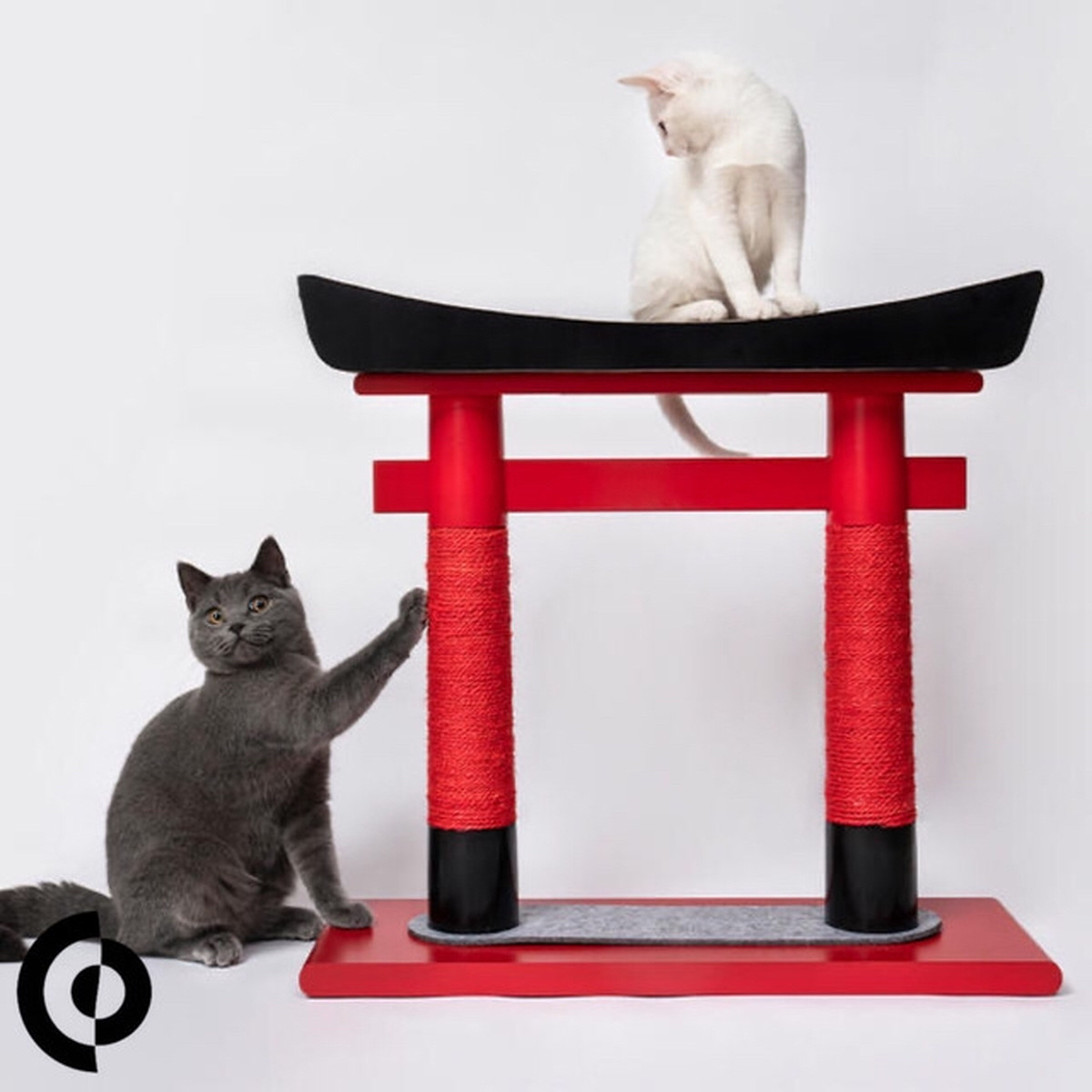 神社鳥居タワー 猫 スピリチュアル猫キット キャットポール キャットタワー 爪とぎ サイザル麻 赤 据え置き型 ペット用品 インテリア 輸入雑貨 猫グッズ お洒落 かわいい チベタンタイガーラグ販売店 古着屋 Amukurium