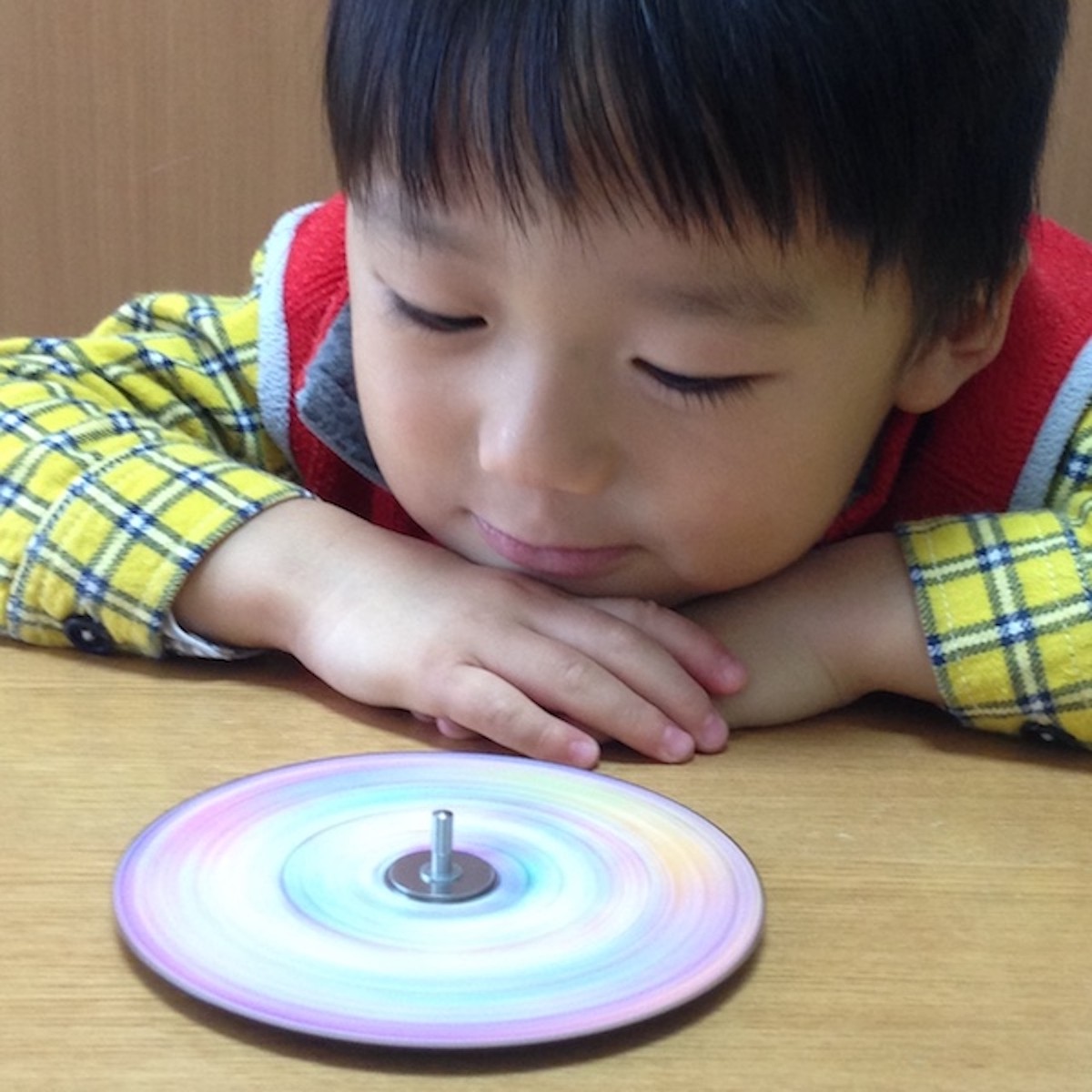 コマのもと ｃd 精密こまの販売 みんなの逆立ち独楽ｂｙアクティブ