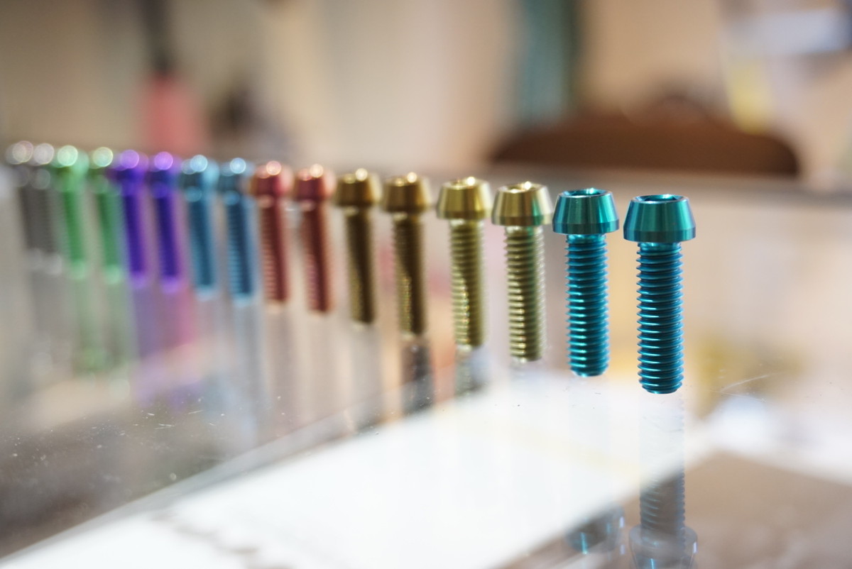 Bチタニウム シマノ左クランク用ボルト ２本セット Macchicycles