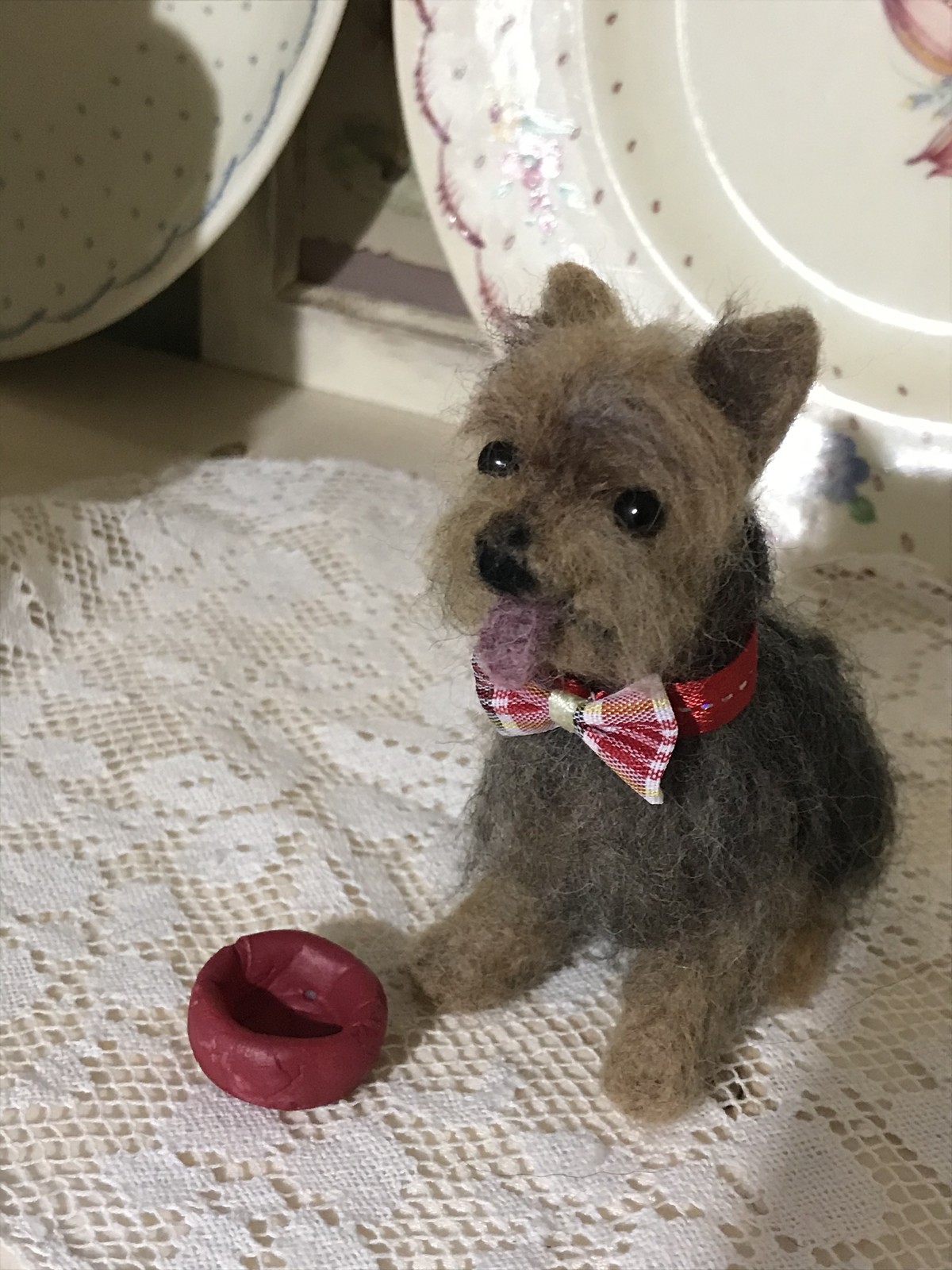 もふもふ ベロ出しヨーキー犬 Tsukinoyoru 月の夜