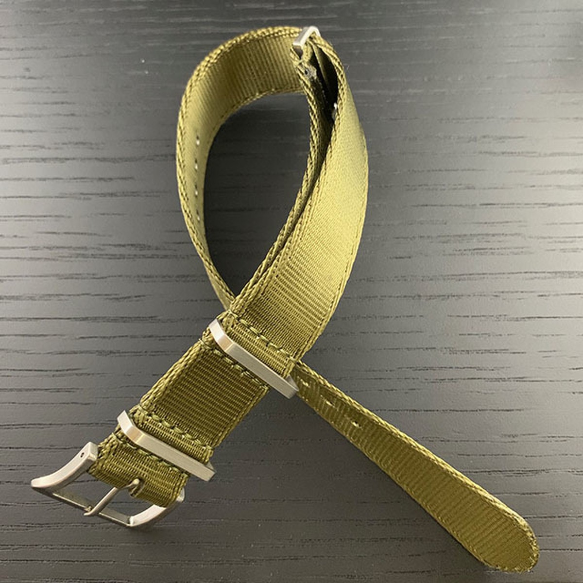 DELUXE NYLON NATO TYPE WATCH STRAP / Olive Drab color Naval Watch Swiss