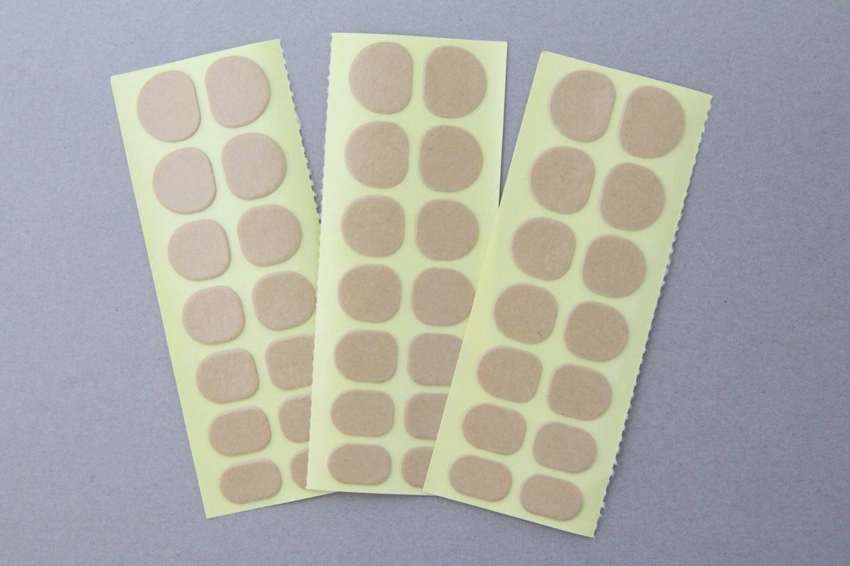 送料無料 オプション ネイルチップ用両面テープ 14枚1シート 4シート Toiro