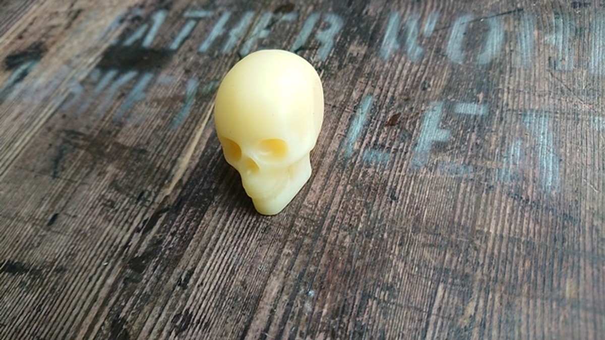 ドクロウ ロウ 五助屋レザー