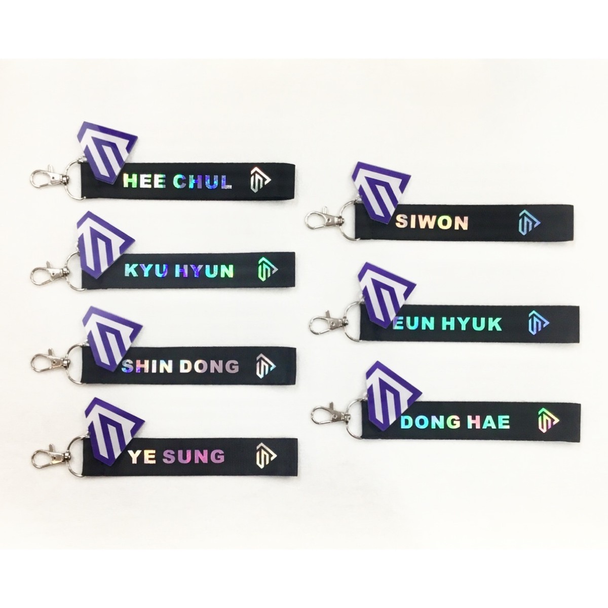 Super Junior Sj ホログラム キャラ付 ロゴ ネーム ストラップ キーホルダー キラキラ韓流商店