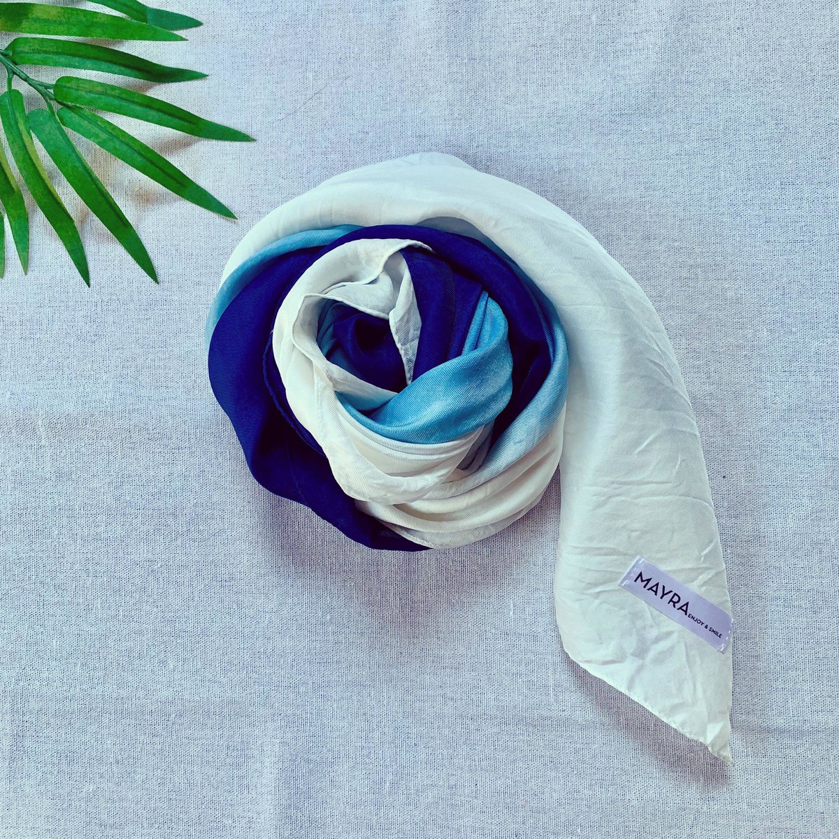 【Unisex】藍染シルクスカーフ・3色・日本製シルク・大判 | MAYRA