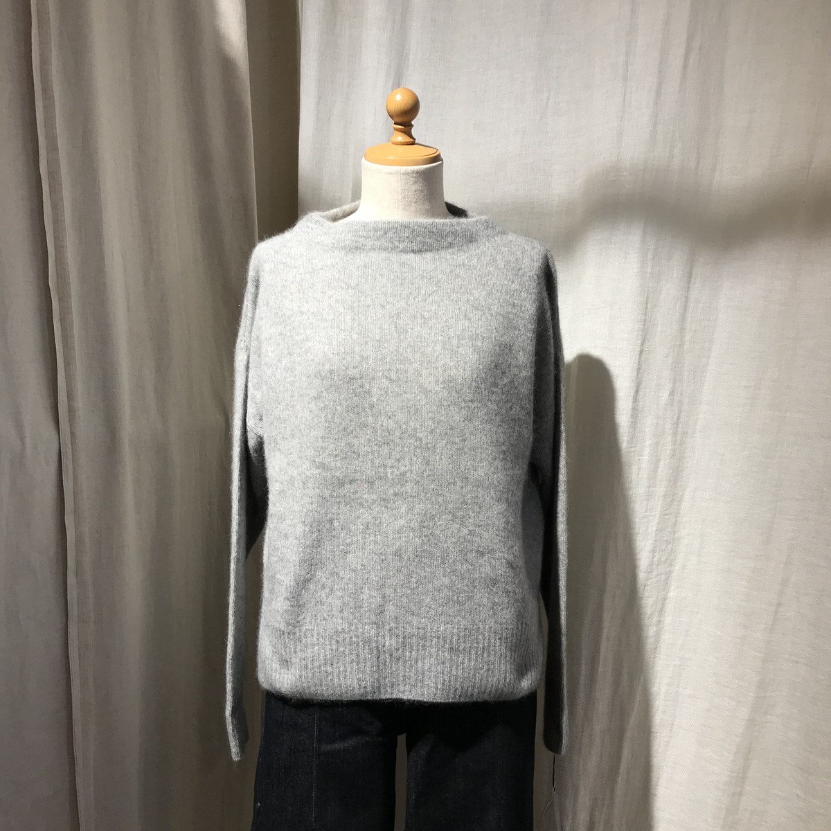 驚くほどの軽さ フェレットニット Azu Clothes Cafe