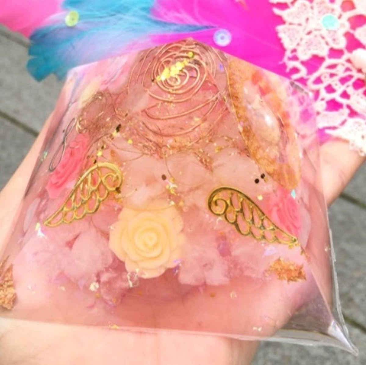 オルゴナイト 黄金比ピラミッド型 Love Light