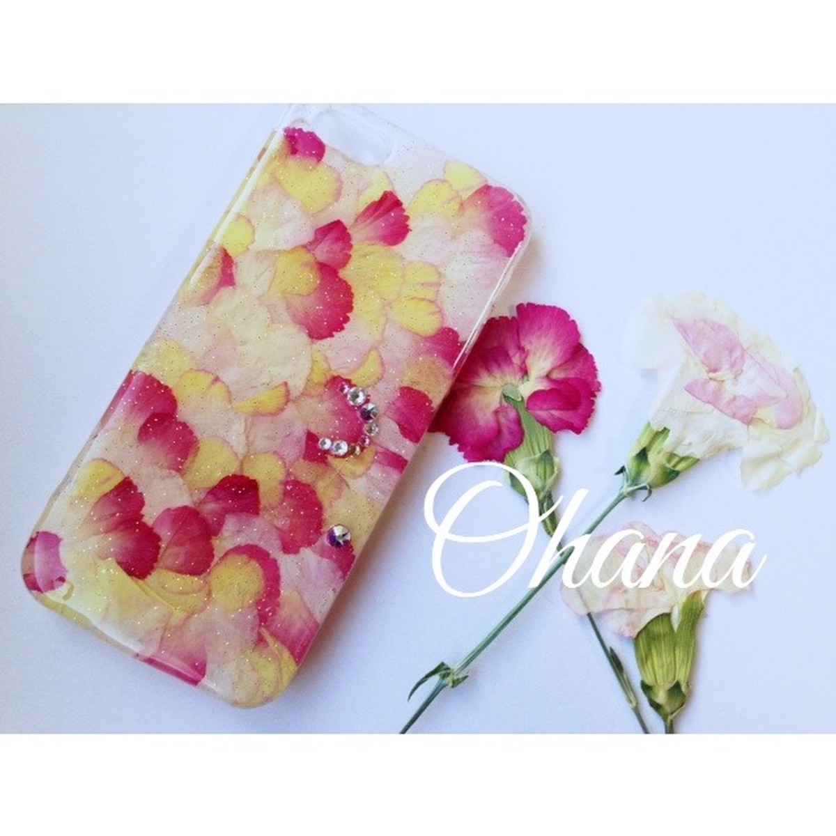 Iphone5 5s用 カーネーションの花弁押し花iphoneケース Ohana Shop