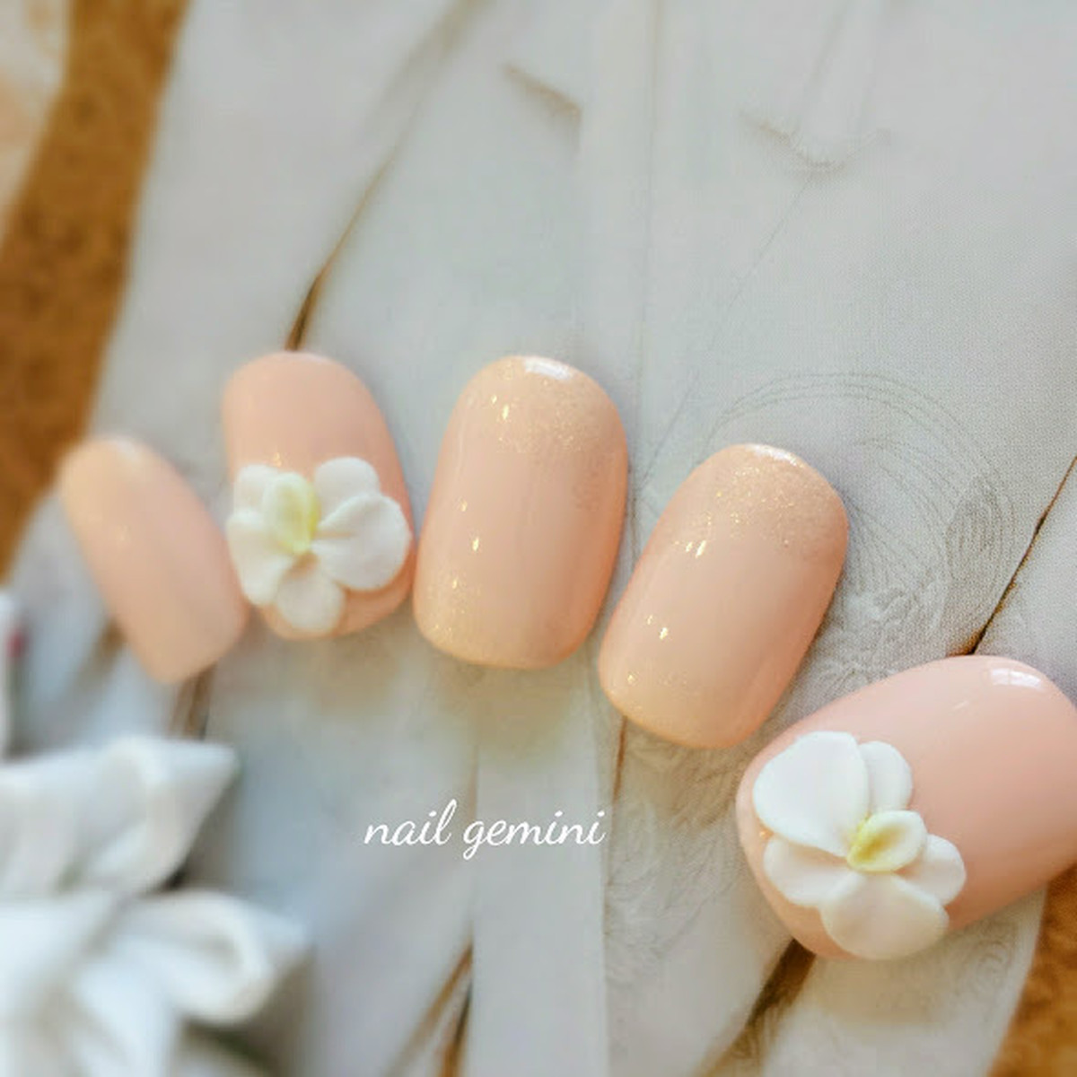 胡蝶蘭 ネイル ネイルチップのオーダー販売 ネイルショップ ジェミニ