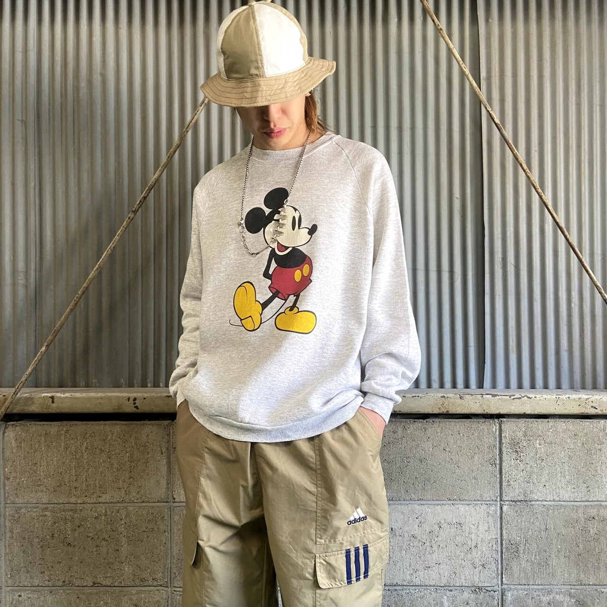 メーカー希望小売価格から30 Off 古着 スウェット 80s Disney Mickey Mouse ミッキー 両面 キャラクター ボーダー スウェット Xl位 古着 Sale 公式 Mawaredenergy Com