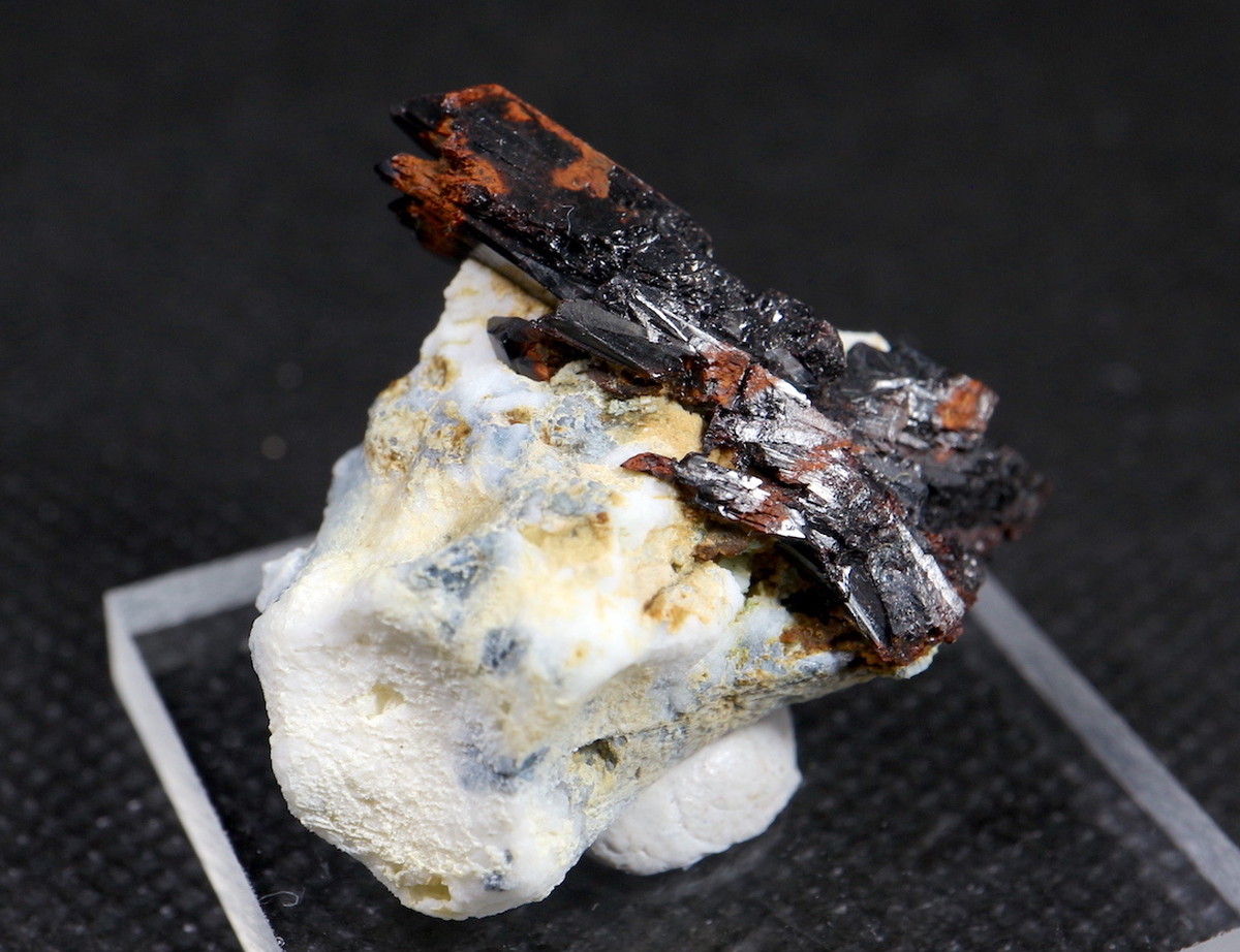 お取り置き〉ベニトアイト ネプチュナイト ベニト石 海王石 鉱物標本