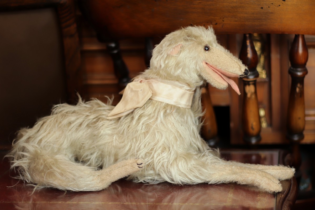 古びた犬 ボルゾイ 愛されすぎたぬいぐるみ グラスアイ アンティーク ビンテージ オールド レトロ 古着屋 Sputonic