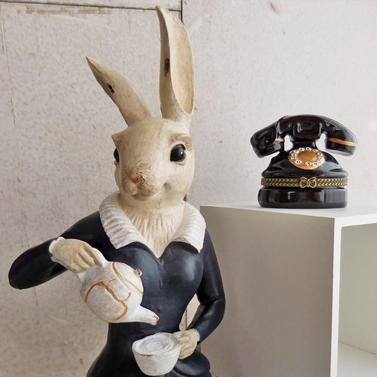 (85) コベントガーデン メイドラビット うさぎの置物 ウサギ オブジェ <em>tinis</em> 猫・うさぎ雑貨のお店