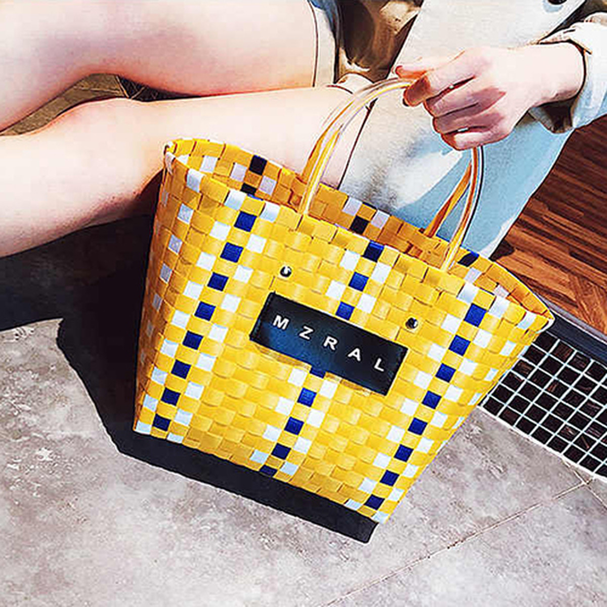 新作saleセール30 Off 大人気 Alo Yoga トートバッグ 海外セレブ愛用 リアルサープラス Www Premiervbleague Com