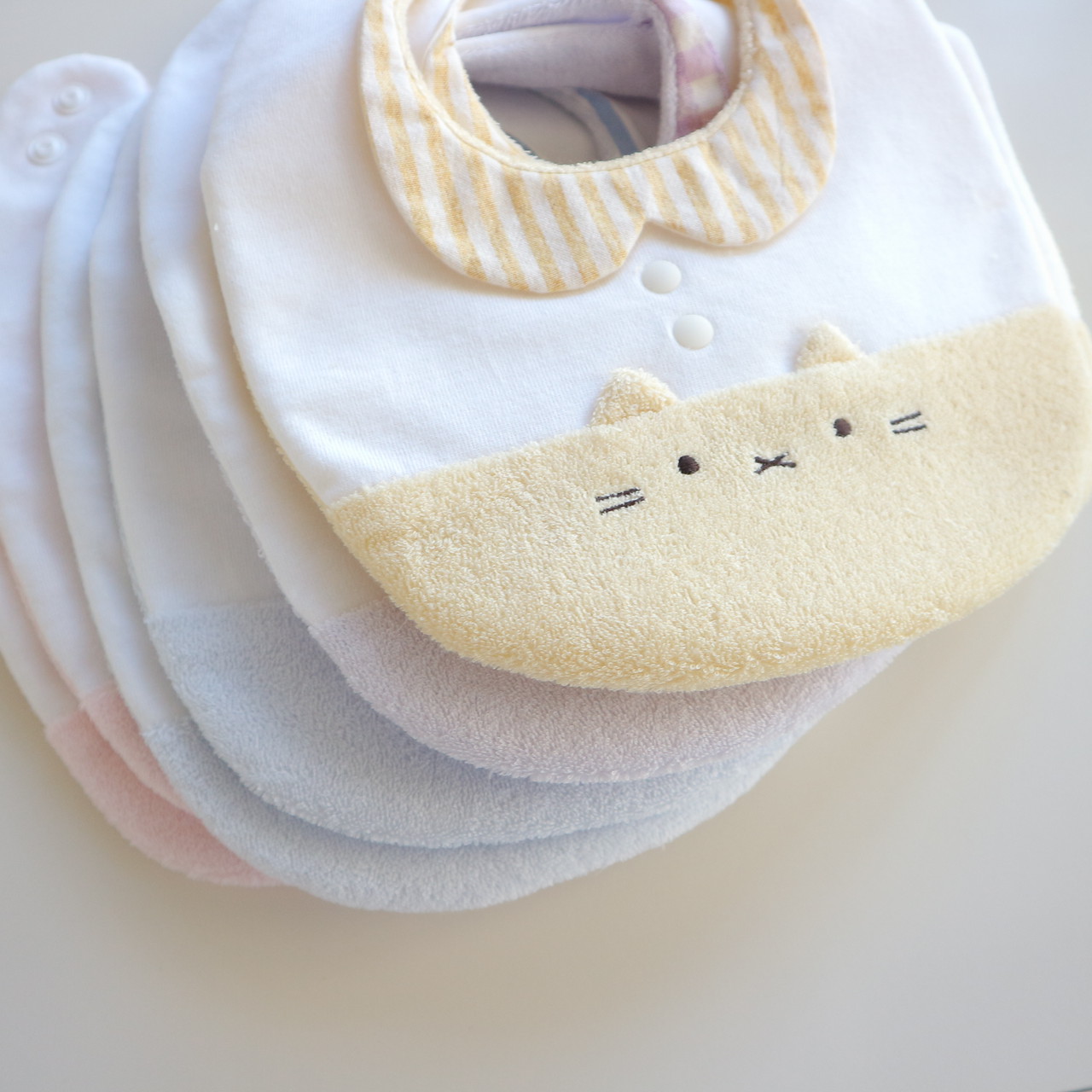 新つみきどうぶつのおめかしbib(ひなた)