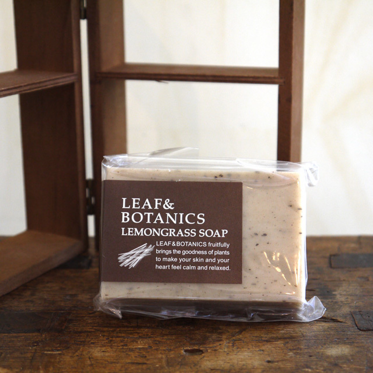 <松山油脂 LEAF&BOTANICS>マザーソープ レモングラス