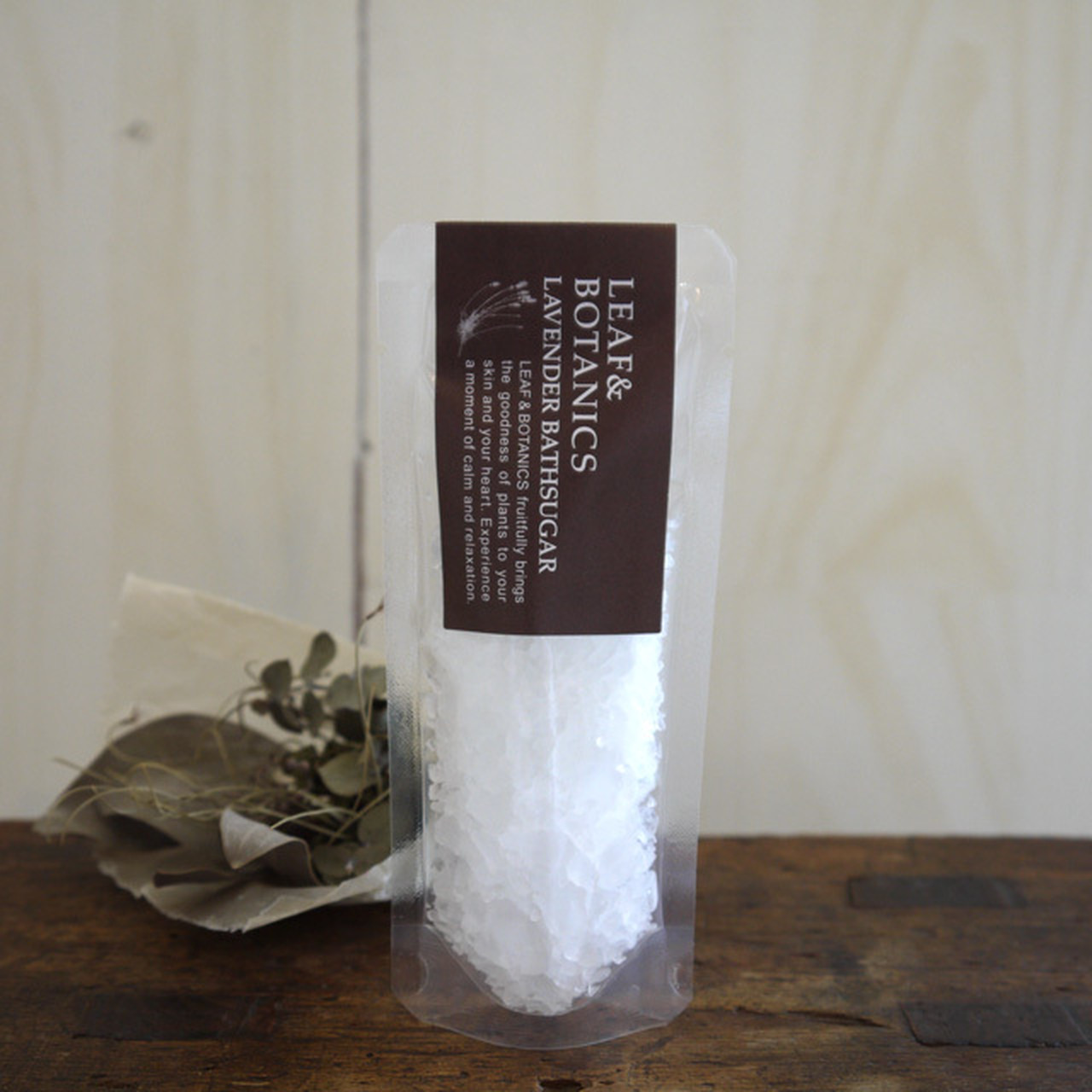 <松山油脂 LEAF&BOTANICS>バスシュガー ラベンダー