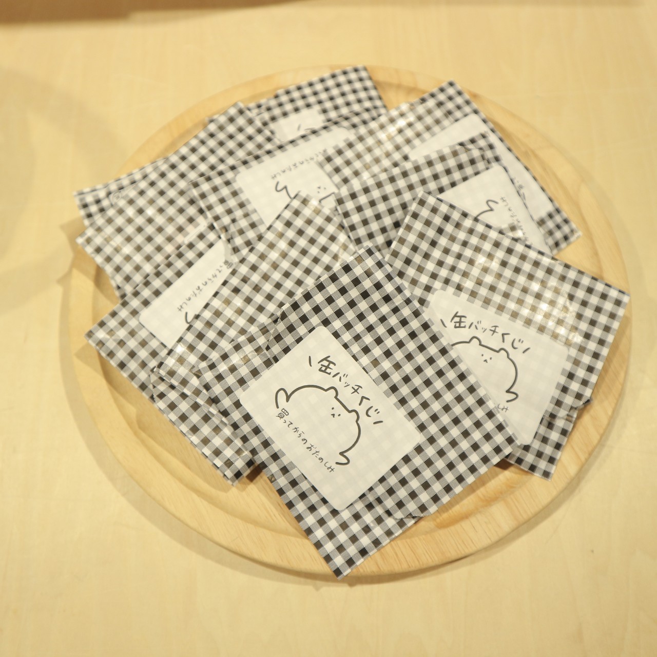 【販売終了】缶バッチくじ
