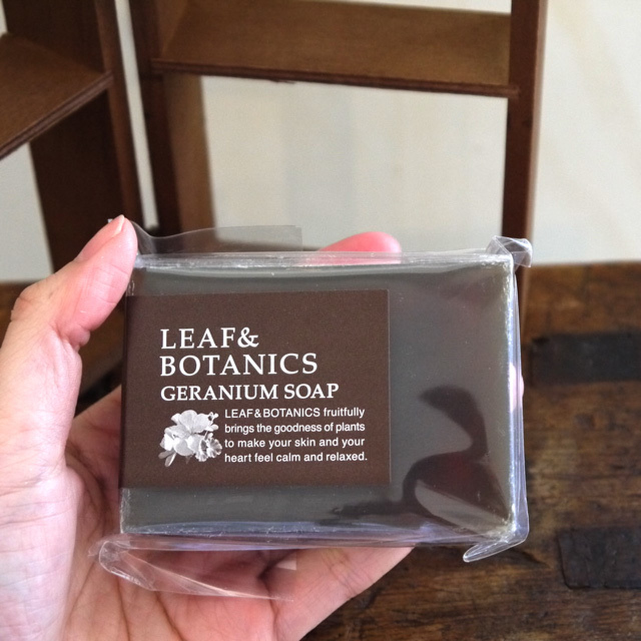<松山油脂 LEAF&BOTANICS>マザーソープ ゼラニウム