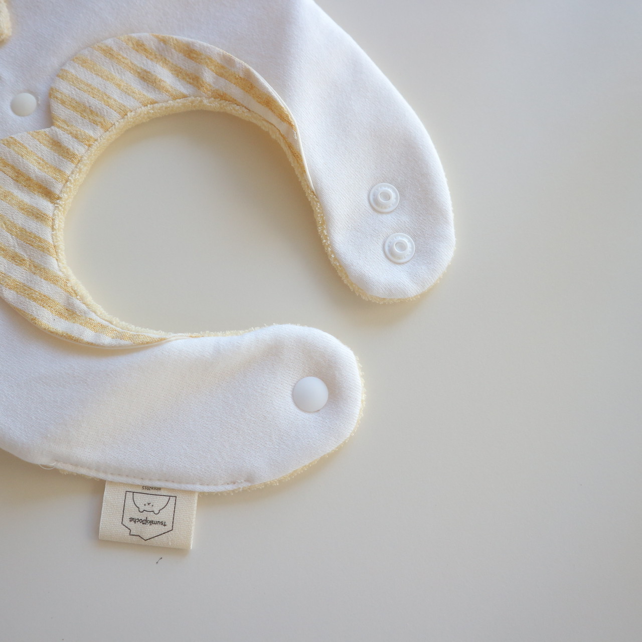 新つみきどうぶつのおめかしbib(ひなた)