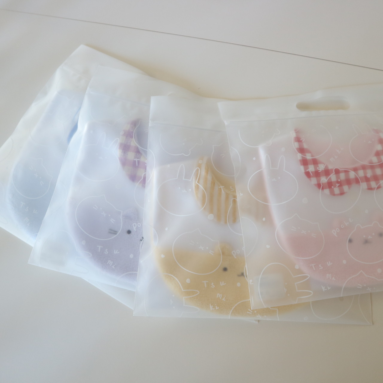 新つみきどうぶつのおめかしbib(さくらんぼ)