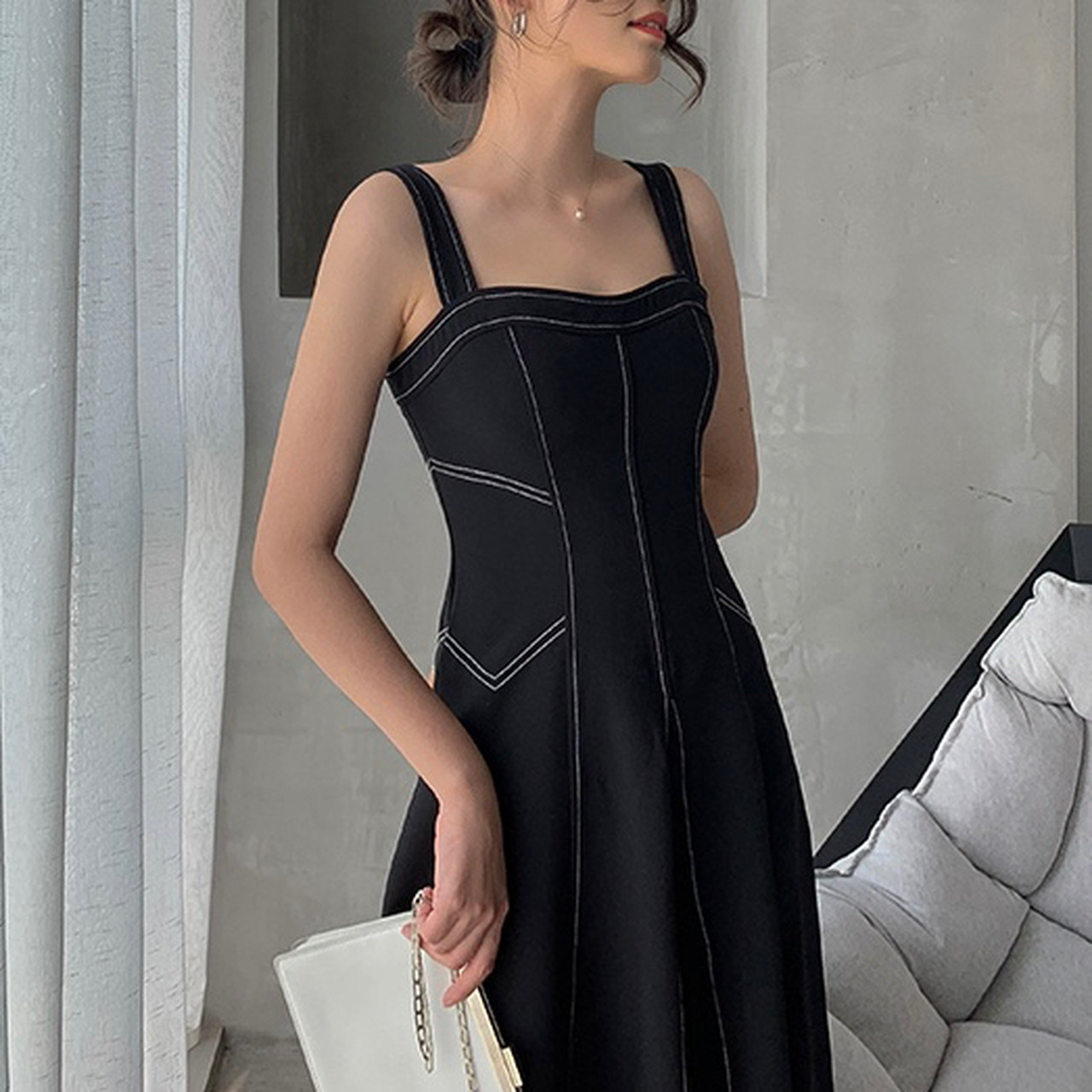 全2色ショルダーベルトミドル丈ワンピース Rose Aura