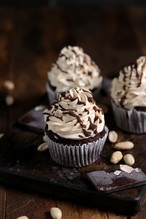 低糖質ピーナッツバターチョコレートカップケーキ ６個 Keto Peanut Butter Chocolate Cupcakes ケトライフ