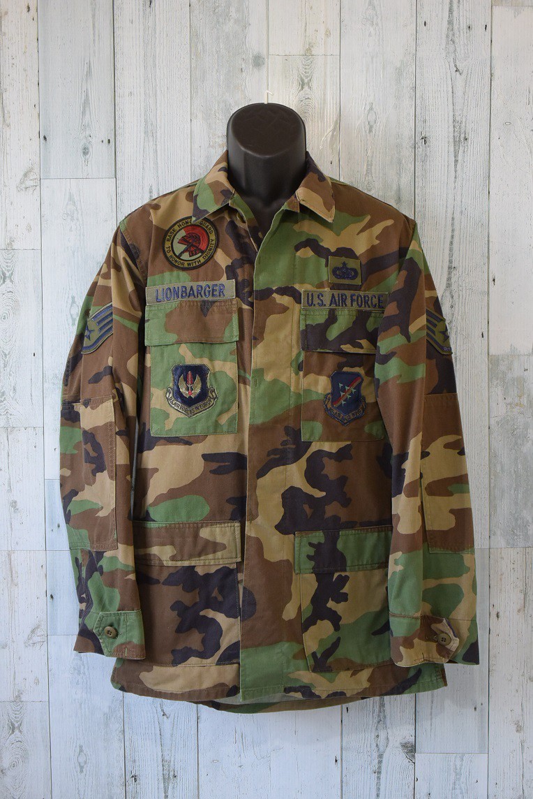 迷彩柄コーデは難しい 迷彩柄bduジャケットの着こなし方とコーデ例をご紹介 アメカジ古着ファッション販売yuエンタープライズbase店