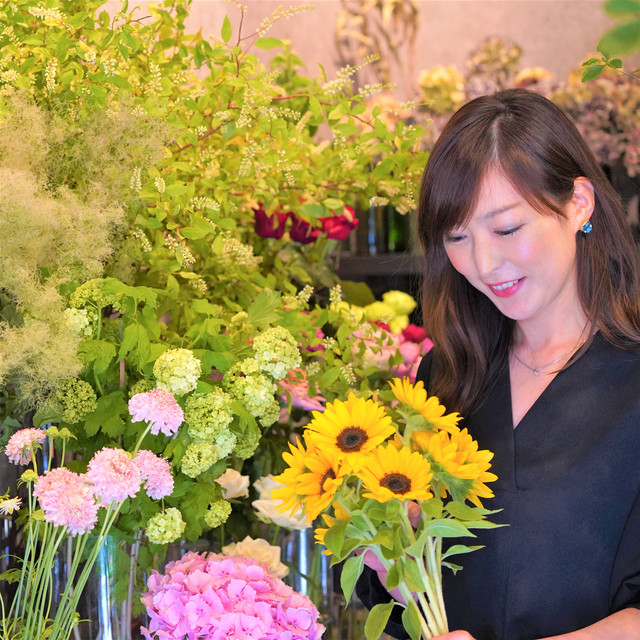 フローリスト Jiphie ジフィー 堀野 優里さんの父の日特別花束ギフト よいはな Yoihana 最高品質のお花をお届けするネット通販