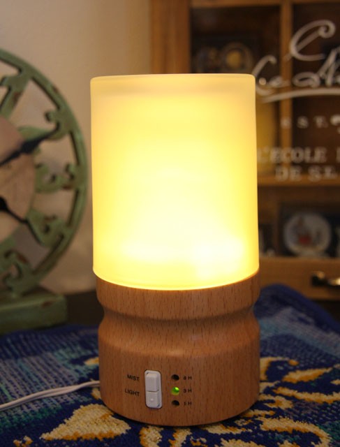 シンプルで使いやすい タイマー Ledライト付 アロマランプ 色と香りと癒しの雑貨店 イーハトーヴの森