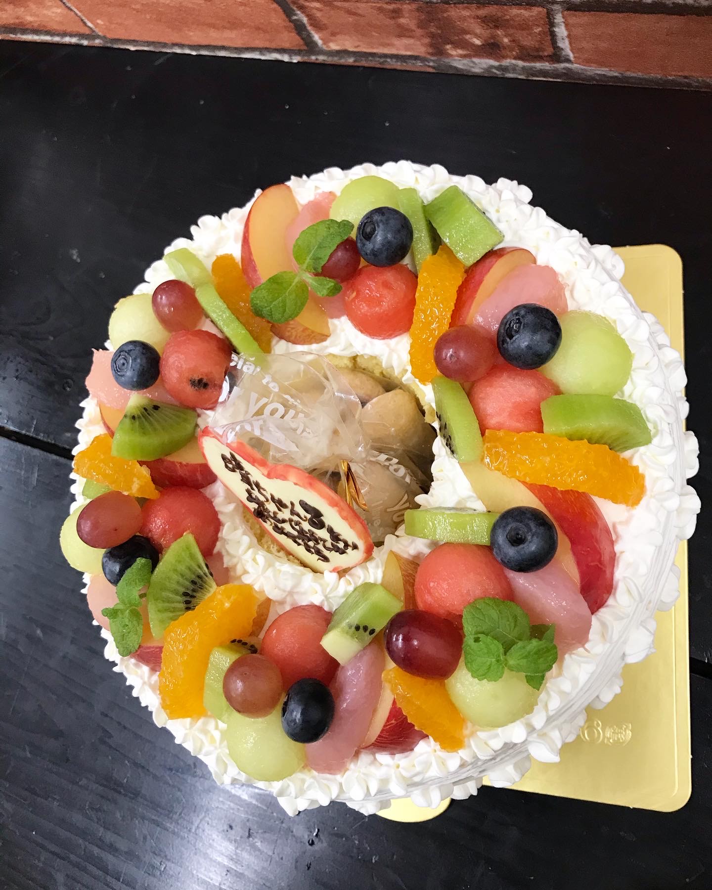 フルーツ盛り盛りシフォンケーキ Kazumama Kitchenぷぅ