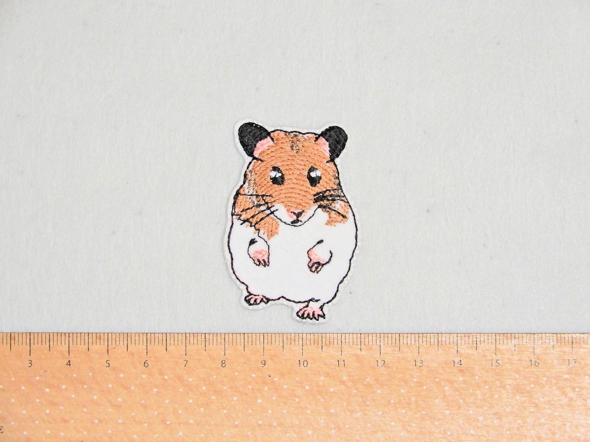 2019年4月制作 うちの子刺繍グッズ デフォルメワッペンタイプ 黒猫カーボンさんとハムスターちゃん Embroidery福工房