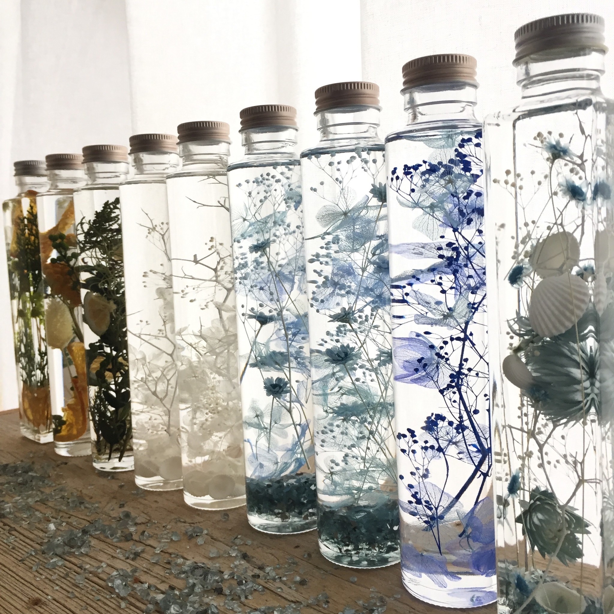 眺めているだけで涼しげなハーバリウム 夏のインテリアをおしゃれに飾りましょう Pluie