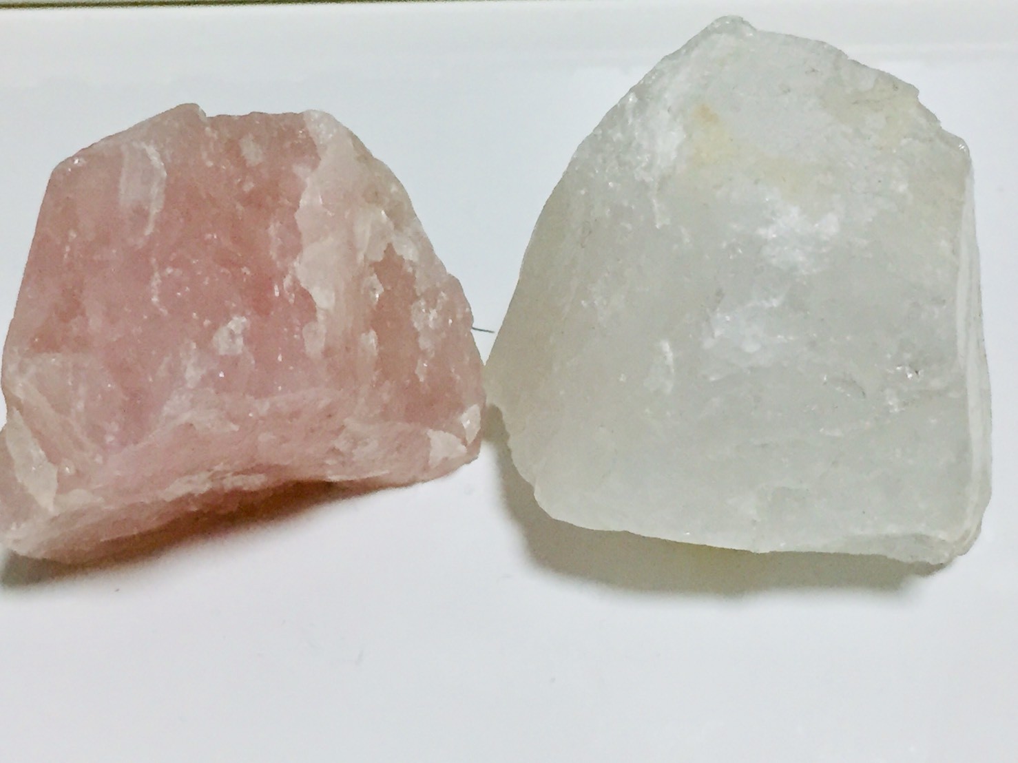 天然石の水晶には実は仲間がいっぱい 名前から見分けがつくことも出来ます エンジェルブレス 天使の息吹