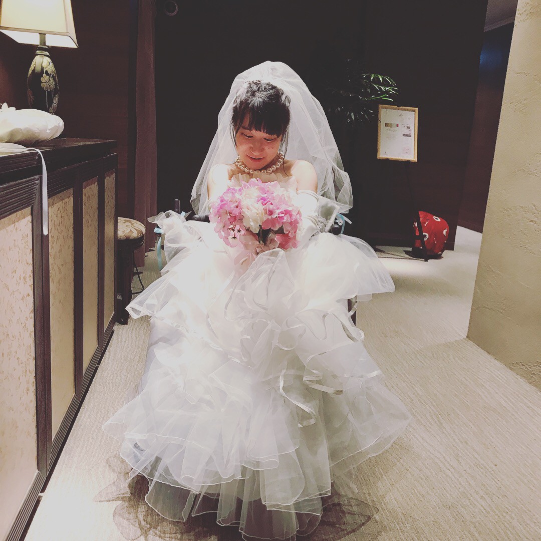 車椅子ウェディングドレスリメイク 布職人のお直し屋さん 車椅子ウェディングドレスリメイク 布職人のお直し屋さん