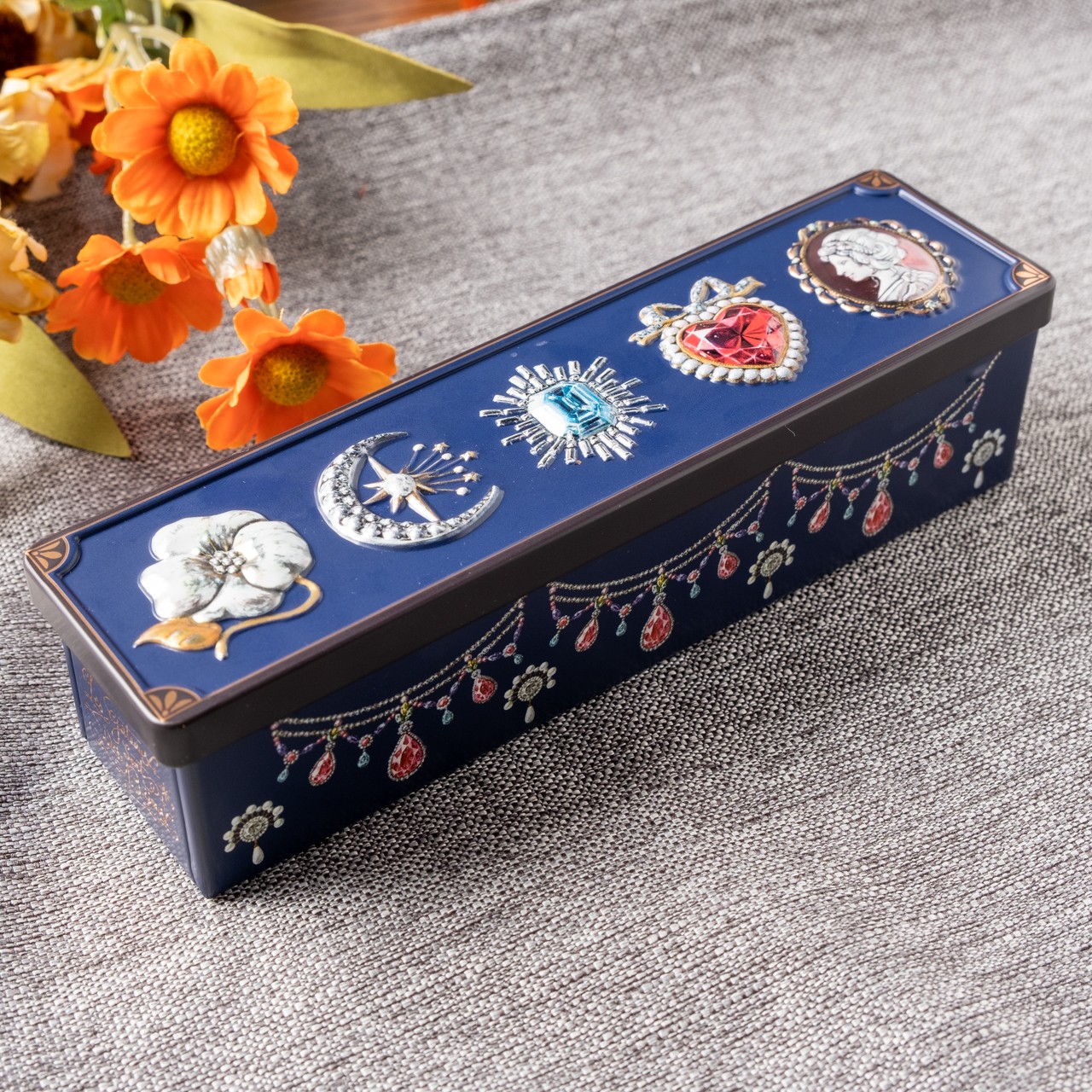 新発売 ビジュー缶のクッキーの販売を開始しました Riccio Cookies