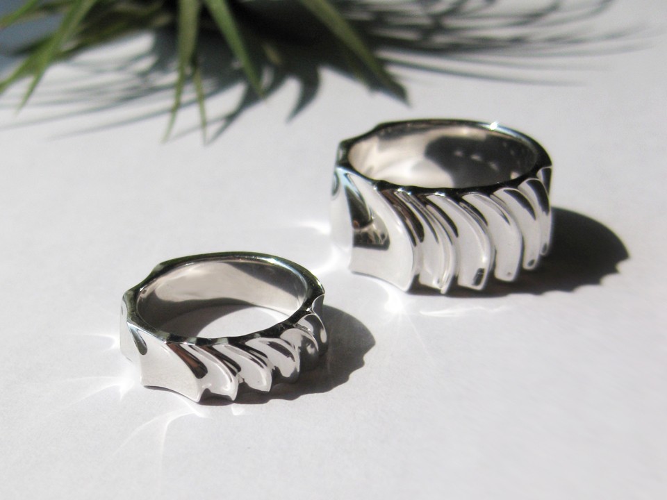 家族の絆を感じる願いをこめたファミリーリング Rie Suzuki Jewelry 家族の絆を感じる願いをこめたファミリーリング Rie Suzuki Jewelry