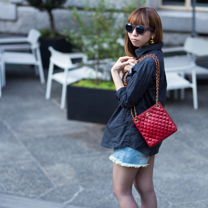 コーデの差し色 主役に Chanelマトラッセチェーンショルダーbag Vintage Brand Shop Lille Krone リルクローネ Chanel Gucci