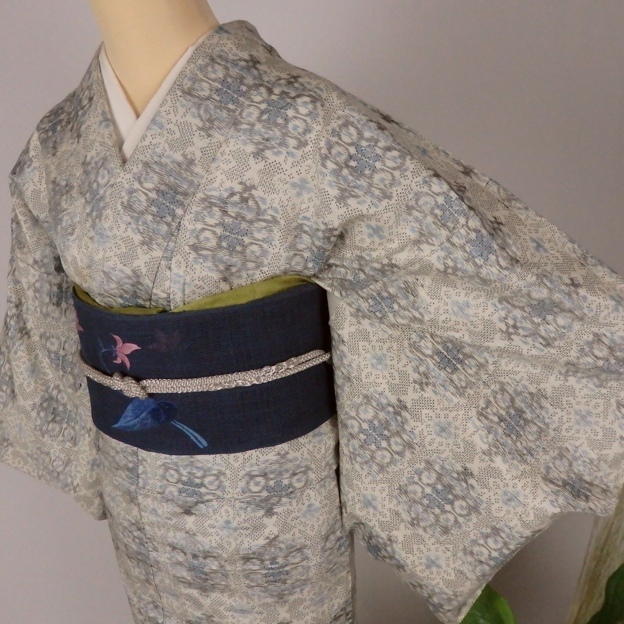 もうすぐ6月 単衣着物の季節！夏大島紬のご紹介です。 | リサイクル着物のコーディネート販売 La遇