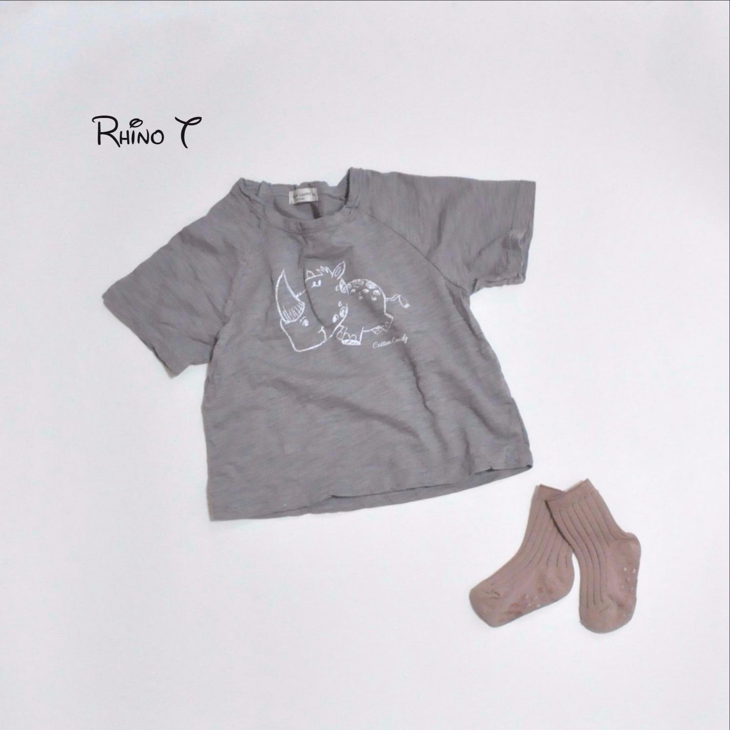 人気のrhino T残り2点となりました Peekaboo こども服のお店