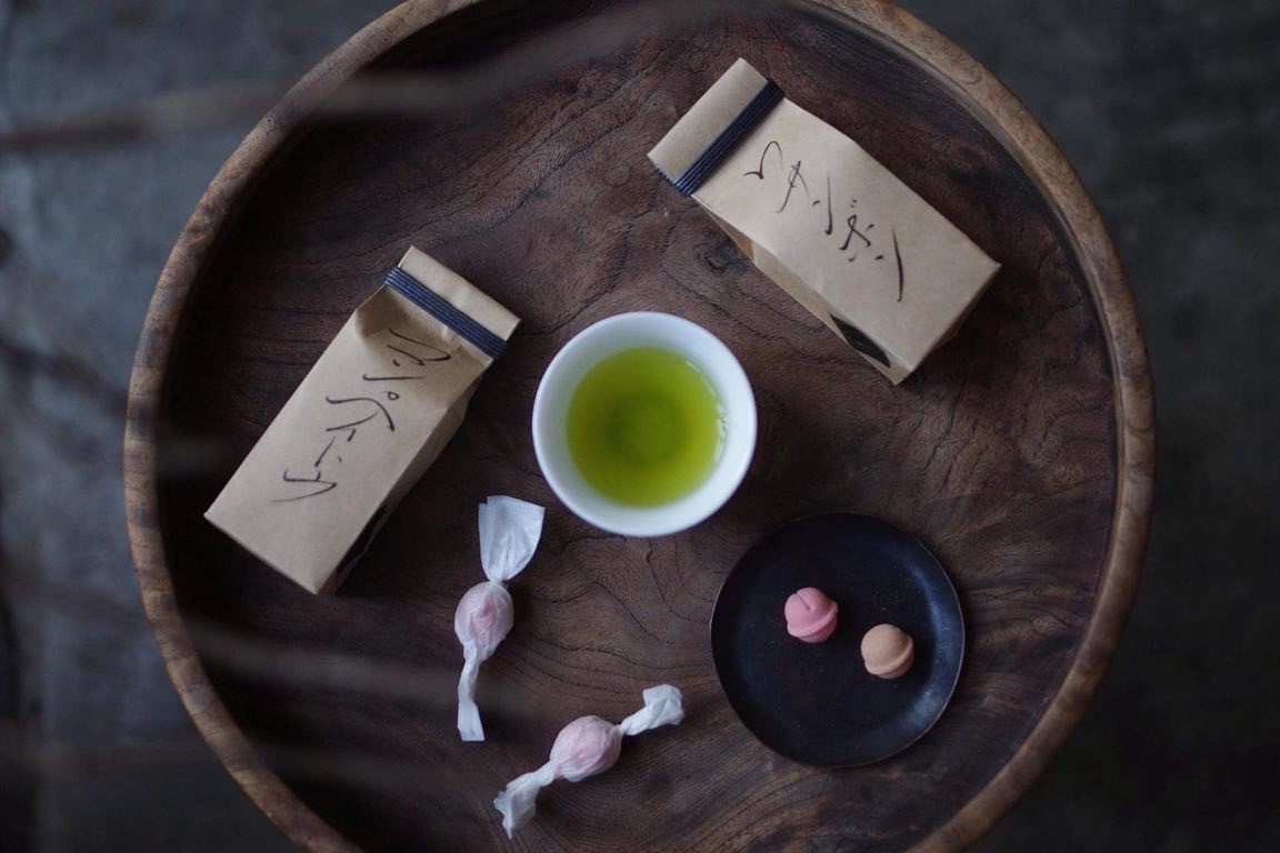 神は細部に宿る 茶屋すずわ 神は細部に宿る 茶屋すずわ